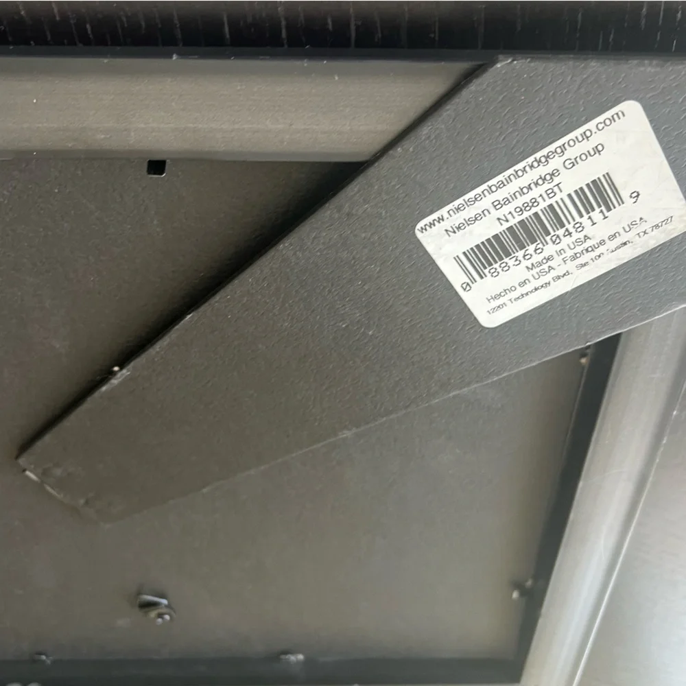 ✅ Plastic 8.5in x 11in certificate or document frame